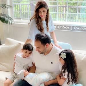 Meet your Posher, Saba